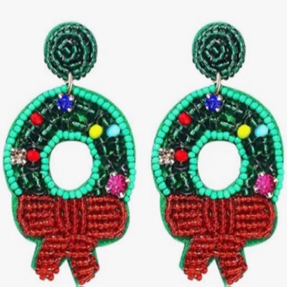 Holiday Seed Beaded Wreath Earrings NEW